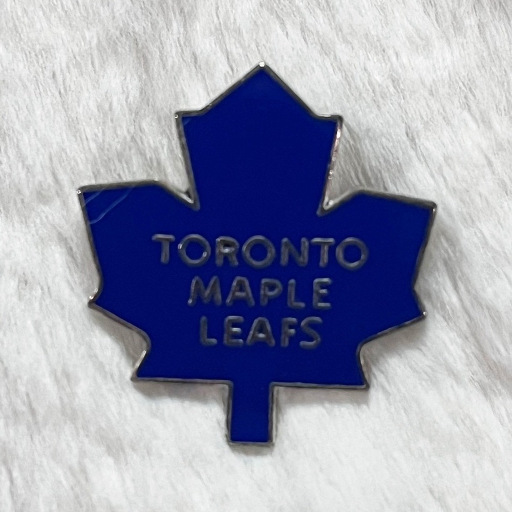 🔮 5/$25‎ Vintage NHL Toronto Maple Leafs Hockey Pin